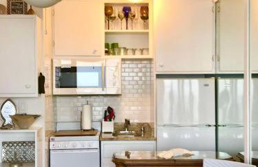 Ocean Breeze - Ocean Front at Symphony Beach Club! - Photo 7