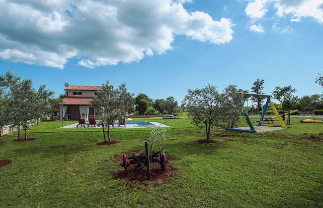 Modern Holiday Home With Pool in Marcana - Foto 15