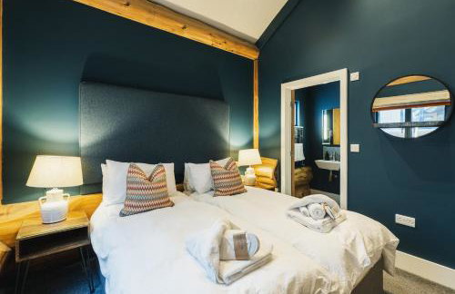 The Farmhouse - Photo 20