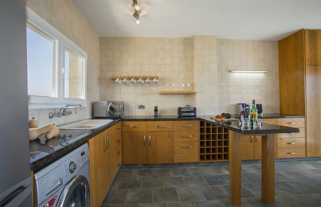 Lordos Sunshore Beachfront Suite - Foto 4