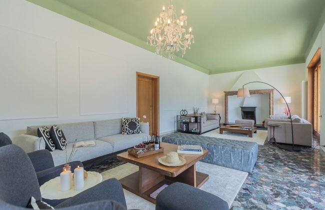 Villa Chiara Moltrasio With Private Garden by Rent all Como - Foto 16