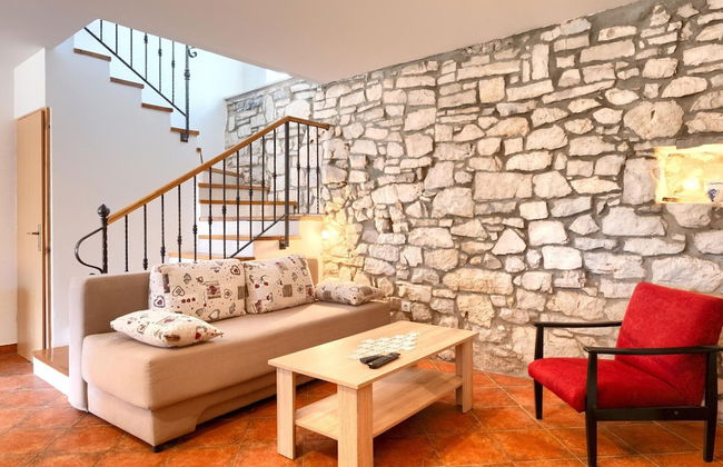 Holiday Home in Segotici With Private Pool - Foto 14