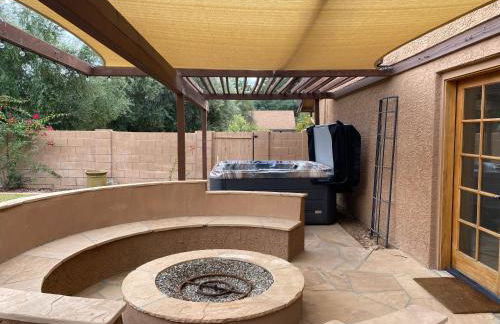 Paradise in Scottsdale with Pool Oasis & Game Room - Foto 16