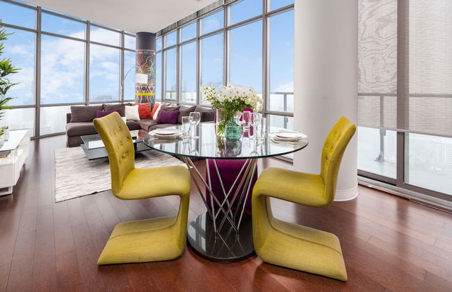 QuickStay Two-Bedroom Condo - Photo 25