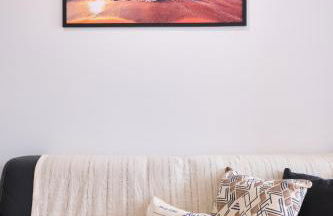 2 QUARTOS com Churrasqueira na Varanda, Piscina, Garagem interna, WiFi 500mbps, Ar Condicionado e Telas de Proteção - Foto 13