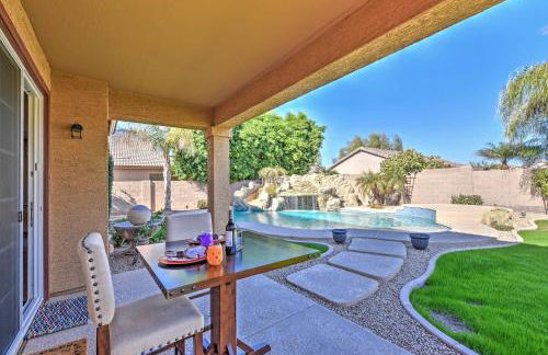 Inviting Surprise Home with Private Pool Near Golf! - Foto 20