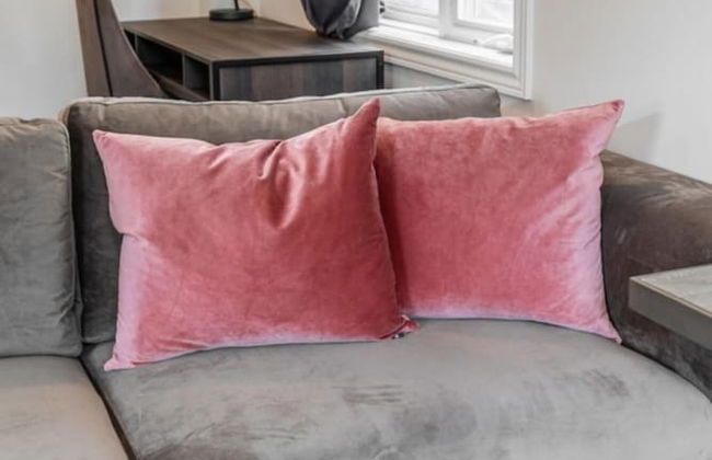 Lakeshore 3BR 2 5BA Townhome 1 min to the Beach - Photo 1