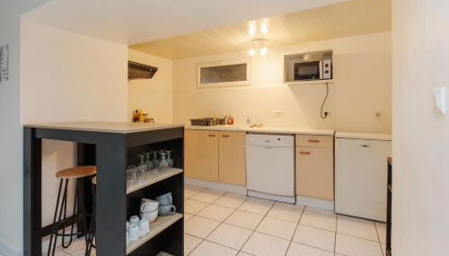 LE SOUVENIR D'AILLEURS T2 65m2 - Foto 3, stove, dishwasher