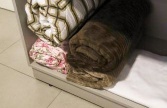 Lou Suítes - Suíte 13 - Simples, Confortável e Perfeito - Foto 9