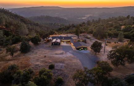 4000 SF, 20 Acre Gated Luxe Estate, Game Room, Pano View, Pool, Spa - Foto 12