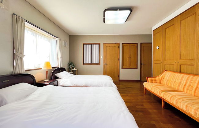 SUMITSUGU HOUSE Station - Photo 21