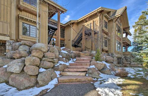 Stunning Ski-InandSki-Out Penthouse Condo with Hot Tub - Foto 41