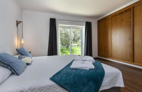 D13 - Eiras Velhas Holiday House in Almádena - Foto 36