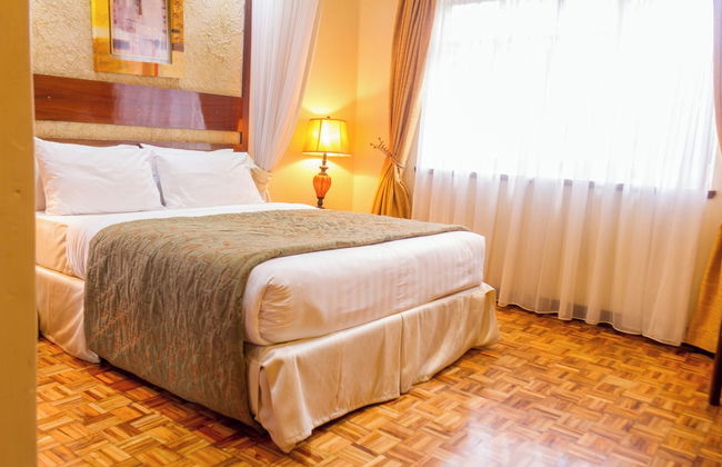 Mimosa Court Apartments - Photo 11