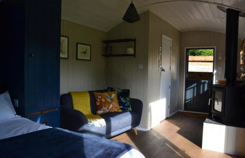 Large Luxury Shepherds Hut with Hot Tub nr Bath - Foto 16
