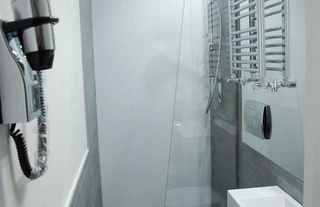 LHP Suite Rapallo - Foto 12