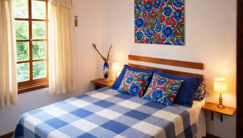 Casa charmosa em condomínio com piscina, churrasqueira e 3 banheiros a 5 min da praia em Manguinhos - Foto 4