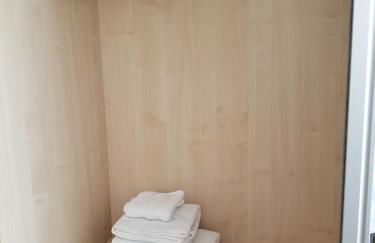 London Luxury Apartment 4 Bedroom Sleeps 12 people with 4 Bathrooms 1 Min walk from Station - Foto 14