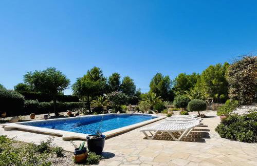 Villa Oasis WITH LARGE PRIVATE SWIMMING POOL - Foto 34