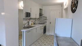 Annexe Studio private entrance, hallway and parking - Foto 5