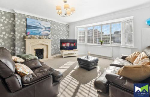 SPACIOUS, Quiet, 5 Bed 2 Bath House with Free Parking, near NEC, Airport & Solihull - Foto 7