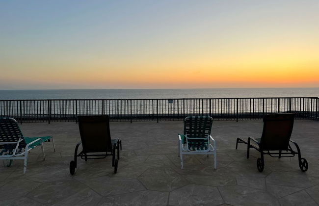 Ocean View Luxury Condo - Foto 25