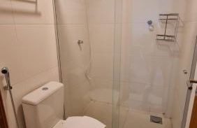 Apartamento espetacular na MELHOR praia da Bahia, GUARAJUBA é uma das únicas praias com selo azul do Brasil -Luxo, lazer, diversão e tranquilidade! Projetado para que você tenha a melhor experiência em hospedagem - Condominio tipo resort, o mais procurado - Foto 62