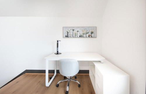 Queen Anne Modern Family Home Free Parking - SLU - Gym - Foto 27