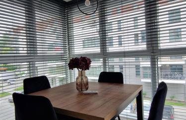 Apartament Paderewskiego Two Bedrooms Private Garage FV Self Check-in - Foto 12