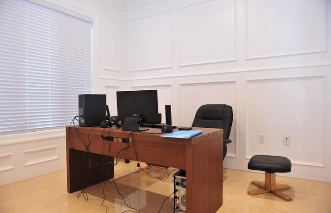 Brand New Luxury House - Photo 2