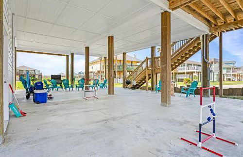 Steps to Beach, Luxury 4BR & 4BA, Views, Games, Dog-Friendly - Foto 43