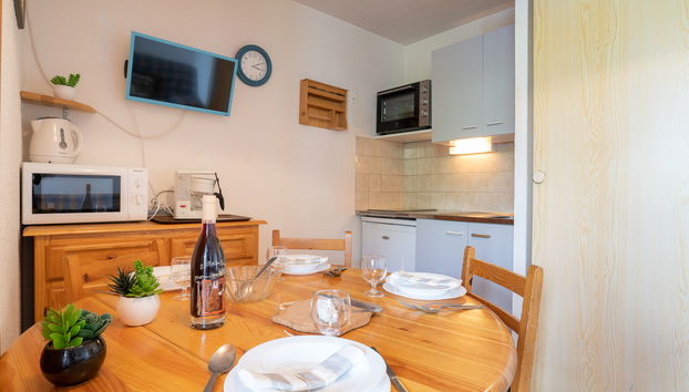 Apartment Les Mousquetons-20 by Interhome - Foto 3, Kitchen / Dining Room