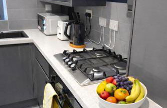 Stylish 1BR Apartment Fast WiFi 15 mins to Central London - Foto 5