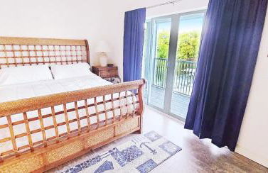 The Everglades House - Photo 5