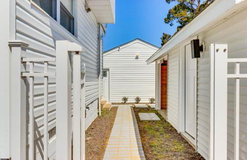 Waterfront Colonial Beach Studio with Boat Dock! - Foto 23