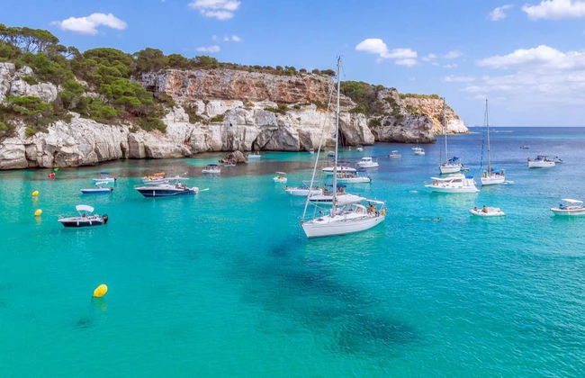 Alquiler de barco sin licencia en Puerto Addaya - Foto 1