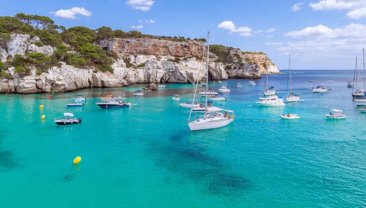 Noleggio di barca senza patente a Puerto Addaya