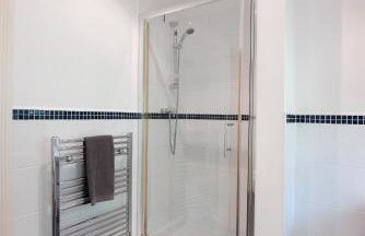 Apartment 4 The Grove - Foto 20