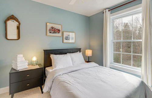 6 Mi to Mt Snow Nature-View Home with Fire Pit! - Foto 18