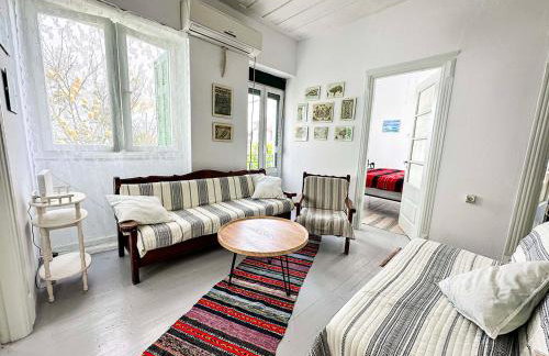 Old Villa Ormos - Photo 9