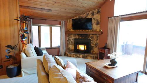 2BR 2BA Spacious Townhome Sleeps 6 with Spa Sauna - Foto 3