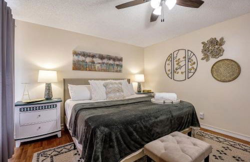 Townhome in PBG, king bed, pergola, BBQ & fire pit - Photo 5