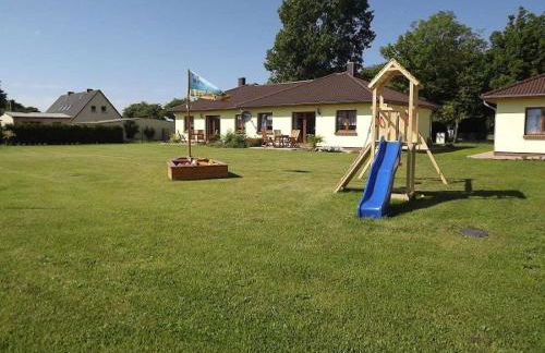 Holiday home in Schaprode with barbecue - Foto 3