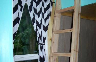 Cozy Backstage Tiny House Near Old Hickory Lake – Pet-Friendly, Private Deck, Breakfast Included - Photo 20