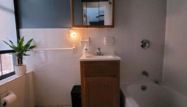 NYC Studio Long Stays Near Columbia Presby - Foto 5