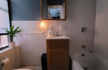 NYC Studio Long Stays Near Columbia Presby - Foto 5