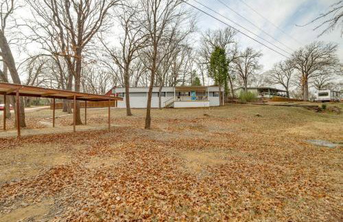 Home 2 Mi to Cedar Creek Lake Bring Your Pets! - Foto 24