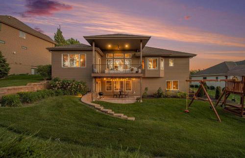 Luxury Stay with Golf Simulator and 3 King Bedrooms - Foto 58