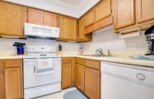 Sunny Condo - Private Ocean Isle Beach Access! - Foto 13