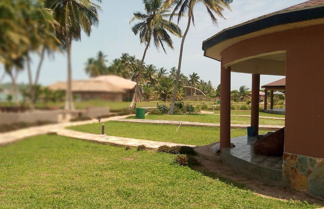 Solent Villas Resort - Photo 1